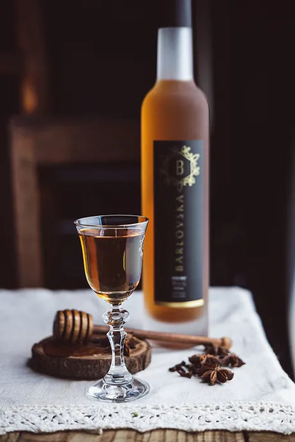 Barlovska Spiced Honey Liqueur 31% 200ml - Thirsty Liquor Tauranga