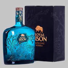 Royal Bison Vodka Gift Box 700ml - Thirsty Liquor Tauranga
